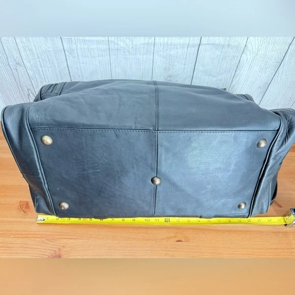 Vintage ELLINGTON The Original RucksackCompany Italian Leather Duffle Bag